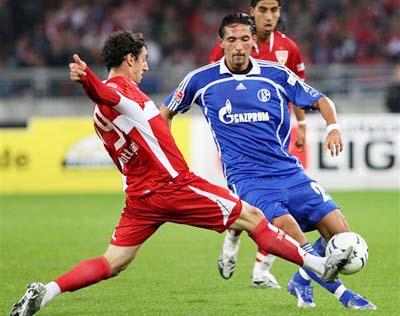 和日益突出 和日益突出